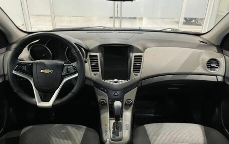 Chevrolet Cruze II, 2012 год, 650 000 рублей, 5 фотография