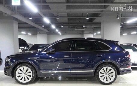 Bentley Bentayga I, 2021 год, 17 499 000 рублей, 2 фотография