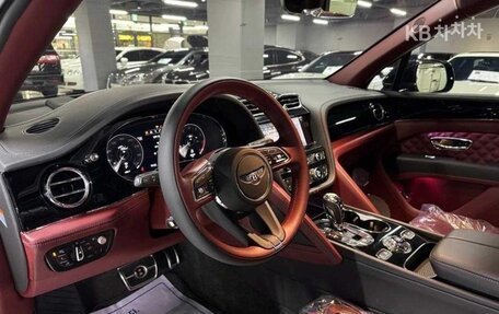 Bentley Bentayga I, 2021 год, 17 499 000 рублей, 5 фотография