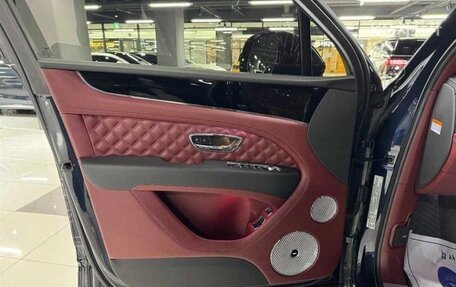 Bentley Bentayga I, 2021 год, 17 499 000 рублей, 7 фотография