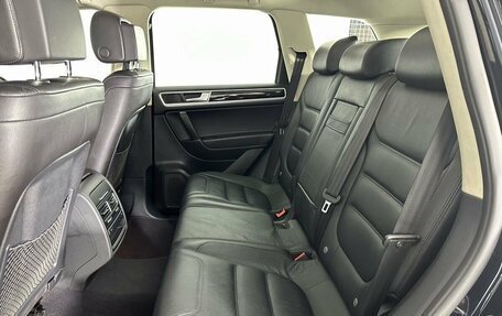 Volkswagen Touareg III, 2016 год, 2 363 000 рублей, 6 фотография