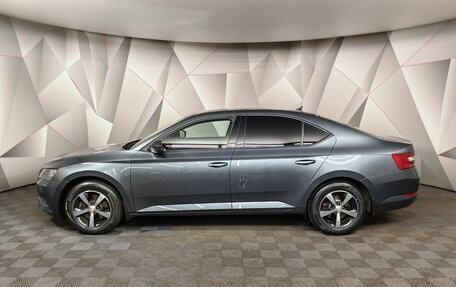 Skoda Superb III рестайлинг, 2018 год, 1 655 000 рублей, 5 фотография