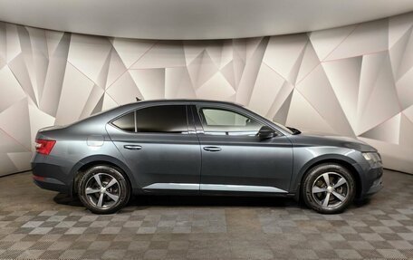 Skoda Superb III рестайлинг, 2018 год, 1 655 000 рублей, 6 фотография