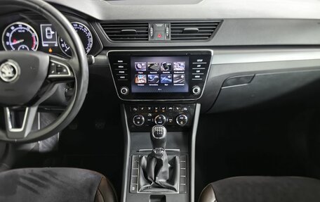 Skoda Superb III рестайлинг, 2018 год, 1 655 000 рублей, 15 фотография