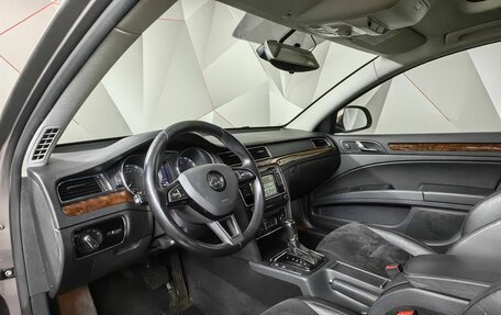 Skoda Superb III рестайлинг, 2013 год, 1 360 000 рублей, 19 фотография