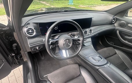 Mercedes-Benz E-Класс, 2021 год, 3 799 000 рублей, 19 фотография
