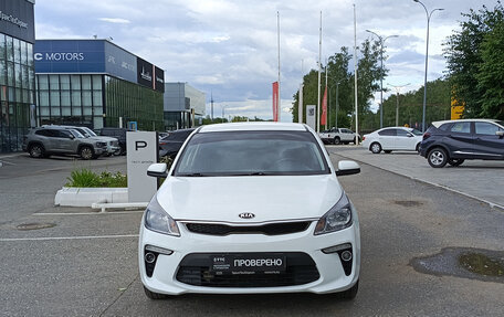 KIA Rio IV, 2018 год, 1 300 000 рублей, 6 фотография