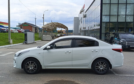 KIA Rio IV, 2018 год, 1 300 000 рублей, 12 фотография