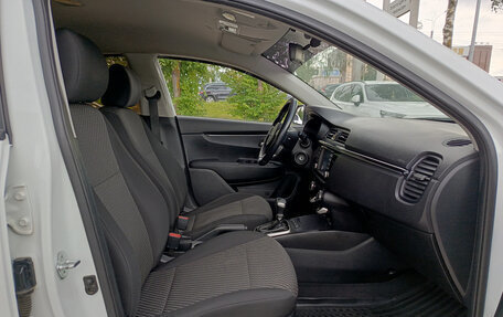 KIA Rio IV, 2018 год, 1 300 000 рублей, 15 фотография
