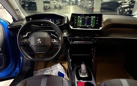 Peugeot 2008 II, 2020 год, 1 515 000 рублей, 8 фотография