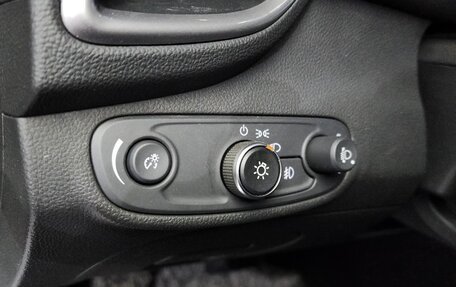 Chevrolet Trax, 2021 год, 1 003 000 рублей, 16 фотография
