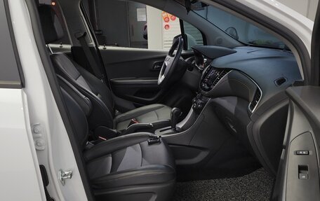 Chevrolet Trax, 2021 год, 1 003 000 рублей, 7 фотография