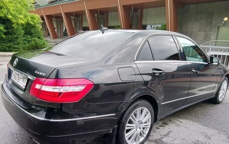 Mercedes-Benz E-Класс, 2010 год, 1 090 000 рублей, 3 фотография