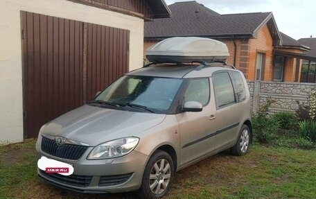 Skoda Roomster, 2013 год, 800 000 рублей, 15 фотография