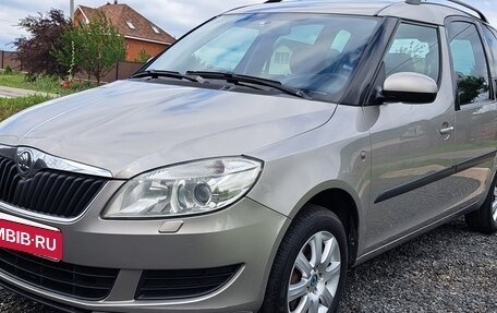 Skoda Roomster, 2013 год, 800 000 рублей, 17 фотография