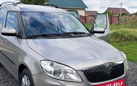 Skoda Roomster, 2013 год, 800 000 рублей, 20 фотография