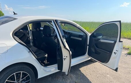 Volkswagen Jetta VI, 2012 год, 1 150 000 рублей, 7 фотография