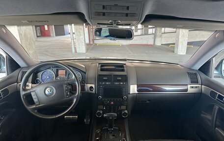 Volkswagen Touareg III, 2003 год, 750 000 рублей, 10 фотография