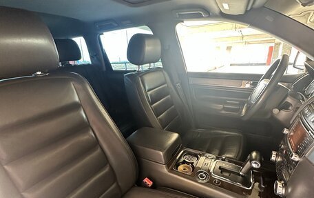 Volkswagen Touareg III, 2003 год, 750 000 рублей, 16 фотография