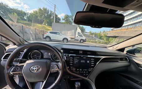 Toyota Camry, 2018 год, 3 100 000 рублей, 11 фотография