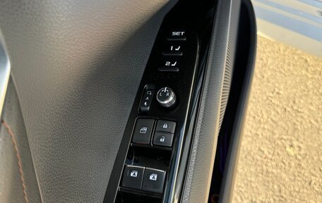 Toyota Camry, 2018 год, 3 100 000 рублей, 13 фотография