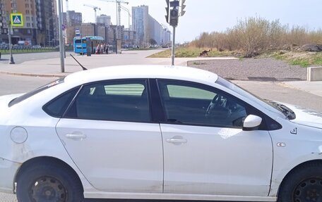 Volkswagen Polo VI (EU Market), 2015 год, 300 000 рублей, 3 фотография