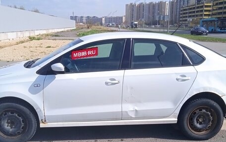 Volkswagen Polo VI (EU Market), 2015 год, 300 000 рублей, 4 фотография