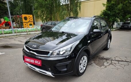 KIA Rio IV, 2018 год, 1 415 000 рублей, 2 фотография