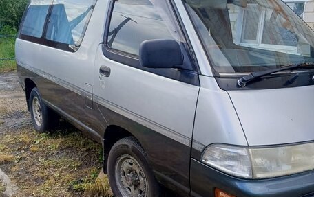 Toyota Town Ace III, 1992 год, 350 000 рублей, 2 фотография