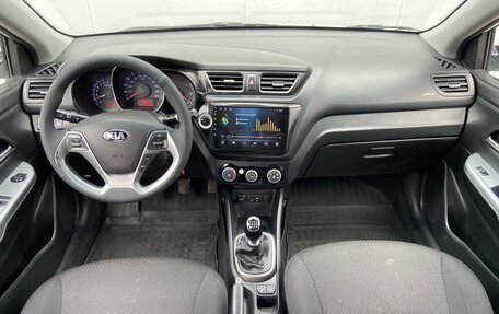 KIA Rio III рестайлинг, 2016 год, 892 000 рублей, 15 фотография