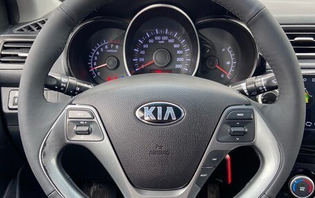 KIA Rio III рестайлинг, 2016 год, 892 000 рублей, 18 фотография