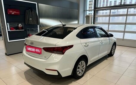 Hyundai Solaris II рестайлинг, 2017 год, 1 049 000 рублей, 5 фотография