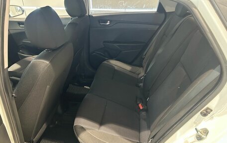 Hyundai Solaris II рестайлинг, 2017 год, 1 049 000 рублей, 10 фотография