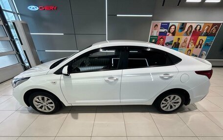 Hyundai Solaris II рестайлинг, 2017 год, 1 049 000 рублей, 8 фотография