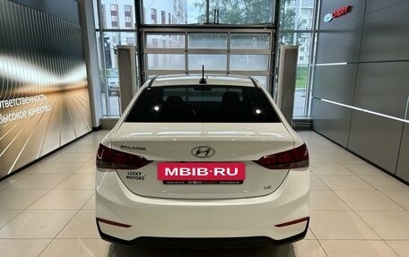 Hyundai Solaris II рестайлинг, 2017 год, 1 049 000 рублей, 6 фотография