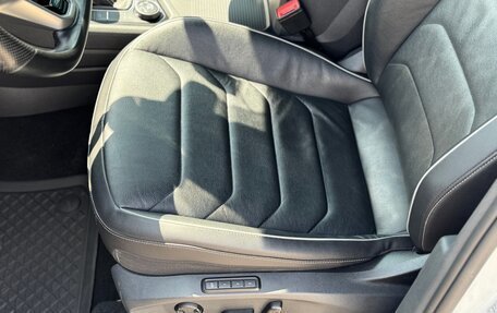 Volkswagen Tiguan II, 2021 год, 4 250 000 рублей, 13 фотография