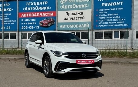 Volkswagen Tiguan II, 2021 год, 4 250 000 рублей, 3 фотография