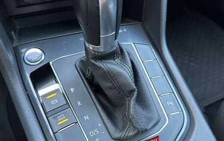 Volkswagen Tiguan II, 2018 год, 3 290 000 рублей, 11 фотография