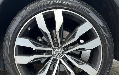 Volkswagen Tiguan II, 2018 год, 3 290 000 рублей, 17 фотография
