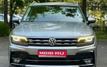 Volkswagen Tiguan II, 2018 год, 3 290 000 рублей, 6 фотография