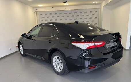 Toyota Camry, 2020 год, 2 889 000 рублей, 6 фотография
