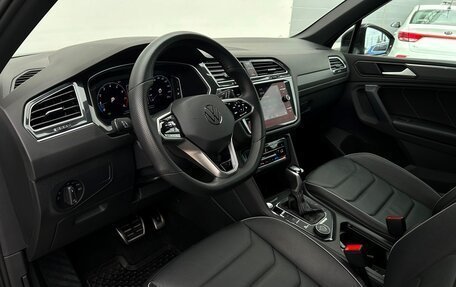 Volkswagen Tiguan II, 2021 год, 3 795 700 рублей, 5 фотография