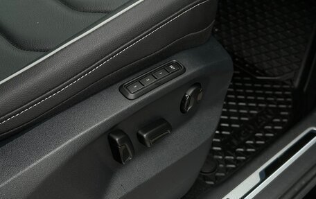 Volkswagen Tiguan II, 2021 год, 3 795 700 рублей, 9 фотография