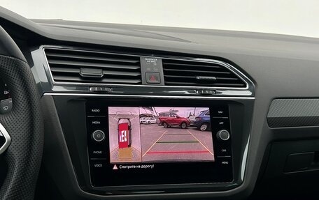 Volkswagen Tiguan II, 2021 год, 3 795 700 рублей, 21 фотография