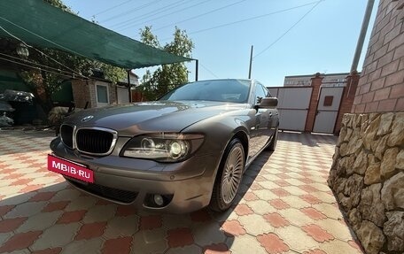 BMW 7 серия, 2005 год, 1 700 000 рублей, 8 фотография