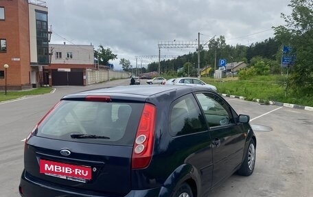 Ford Fiesta, 2006 год, 250 000 рублей, 3 фотография