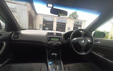 Honda Accord VII рестайлинг, 2003 год, 720 000 рублей, 3 фотография