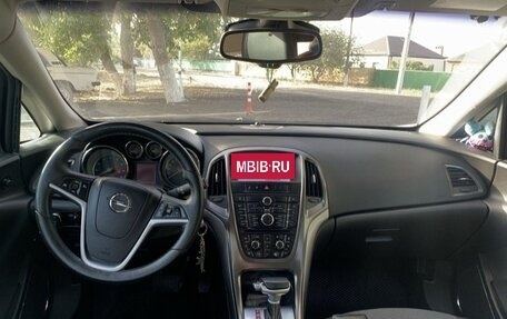 Opel Astra J, 2011 год, 800 000 рублей, 5 фотография