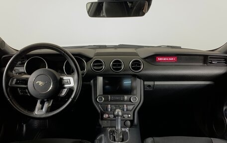 Ford Mustang VI рестайлинг, 2021 год, 2 700 000 рублей, 12 фотография