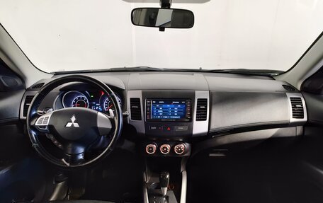 Mitsubishi Outlander III рестайлинг 3, 2012 год, 1 259 000 рублей, 8 фотография